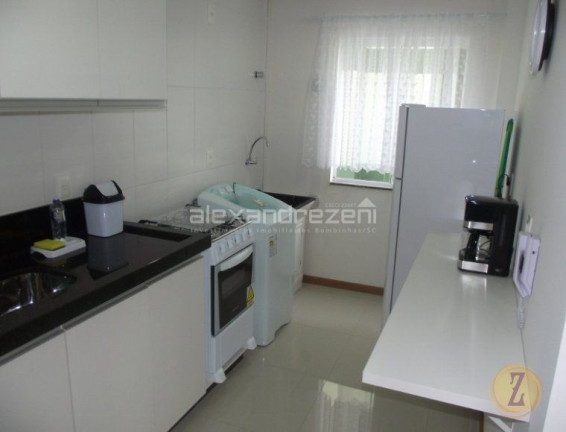 Imagem Apartamento com 2 Quartos para Temporada, 75 m² em Bombas - Bombinhas Imagem Apartamento com 2 Quartos para Temporada, 75 m² em Bombas - Bombinhas