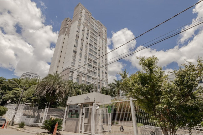 Imagem Imóvel com 3 Quartos à Venda, 79 m² em Cristo Redentor - Porto Alegre Imagem Imóvel com 3 Quartos à Venda, 79 m² em Cristo Redentor - Porto Alegre