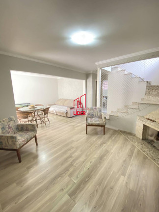 Imagem Casa com 3 Quartos à Venda, 181 m² em São Lourenço - Curitiba Imagem Casa com 3 Quartos à Venda, 181 m² em São Lourenço - Curitiba