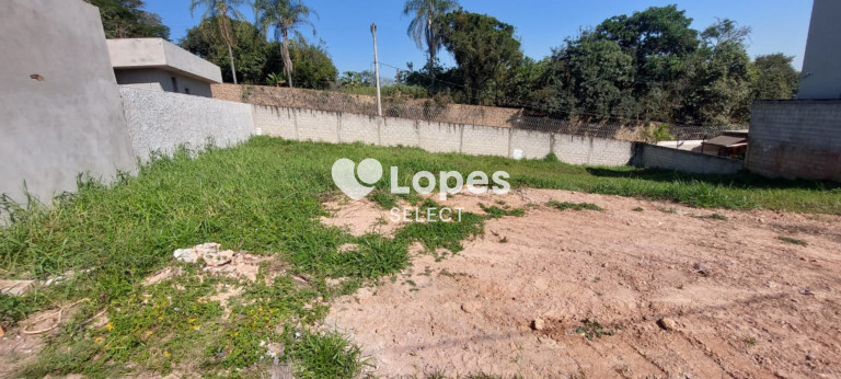 Terreno à Venda, 413 m² em Portal Do Bosque - Louveira