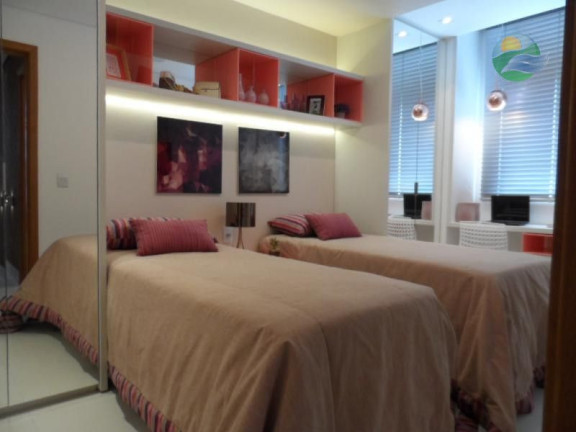 Imagem Apartamento com 4 Quartos à Venda, 134 m²