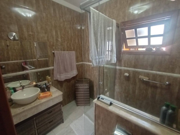 Imóvel com 4 Quartos à Venda,  em Penha - São Paulo