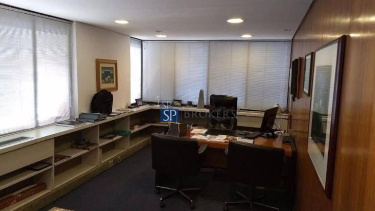 Sala Comercial à Venda ou Locação, 150 m² em Itaim Bibi - São Paulo
