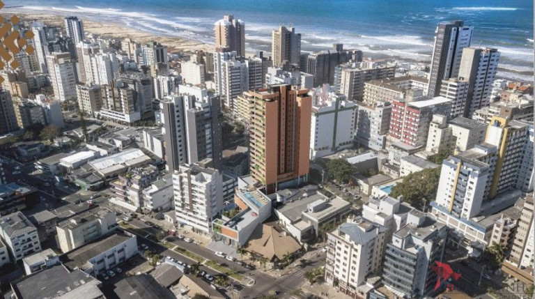Apartamento com 2 Quartos à Venda, 81 m² em Centro - Torres