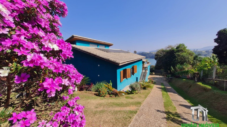 Imagem Imóvel com 4 Quartos à Venda,  em Guaraiúva - Vargem