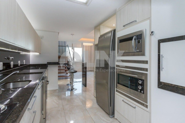 Imagem Imóvel com 1 Quarto à Venda, 97 m² em Passo Da Areia - Porto Alegre Imagem Imóvel com 1 Quarto à Venda, 97 m² em Passo Da Areia - Porto Alegre
