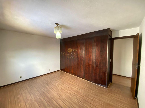 Imagem Casa com 4 Quartos à Venda, 229 m² em Parque Do Ingá - Teresópolis Imagem Casa com 4 Quartos à Venda, 229 m² em Parque Do Ingá - Teresópolis