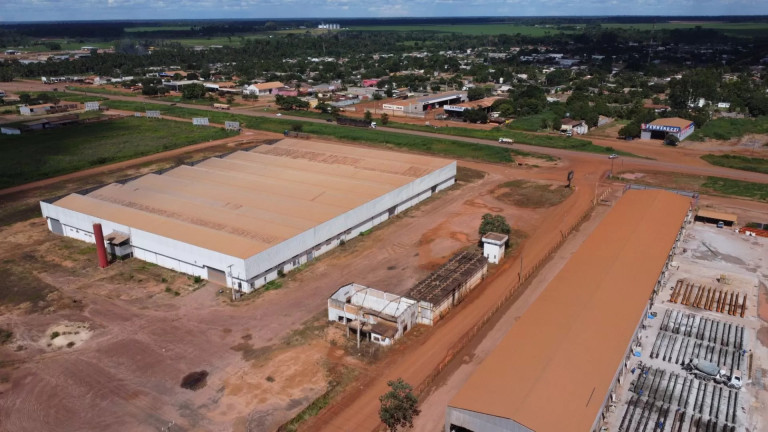 Galpão à Venda, 10.115 m² em Condomínio Residencial Camping Club - Sinop