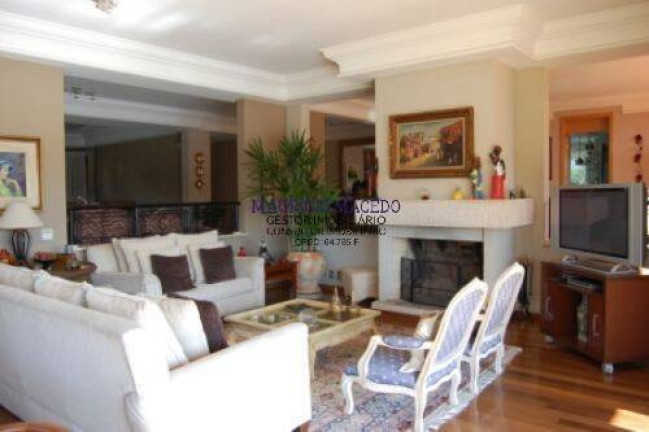 Casa com 5 Quartos à Venda, 1.400 m² em Alphaville - Santana De Parnaíba