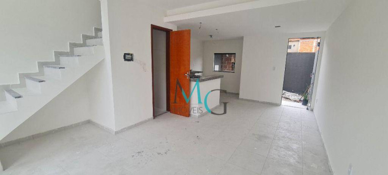 Imagem Casa com 2 Quartos à Venda, 77 m² em Campo Grande - Rio De Janeiro Imagem Casa com 2 Quartos à Venda, 77 m² em Campo Grande - Rio De Janeiro