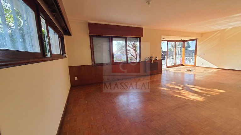 Imagem Casa com 3 Quartos à Venda, 300 m² em Santa Tereza - Porto Alegre Imagem Casa com 3 Quartos à Venda, 300 m² em Santa Tereza - Porto Alegre