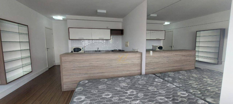 Studio com 1 Quarto para Alugar, 31 m² em Centro Cívico - Curitiba