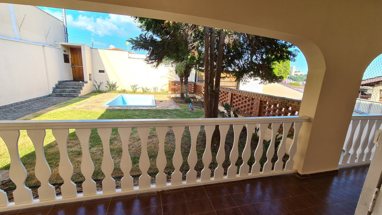 Imagem Casa com 4 Quartos à Venda, 400 m² em Jardim América - Bragança Paulista Imagem Casa com 4 Quartos à Venda, 400 m² em Jardim América - Bragança Paulista