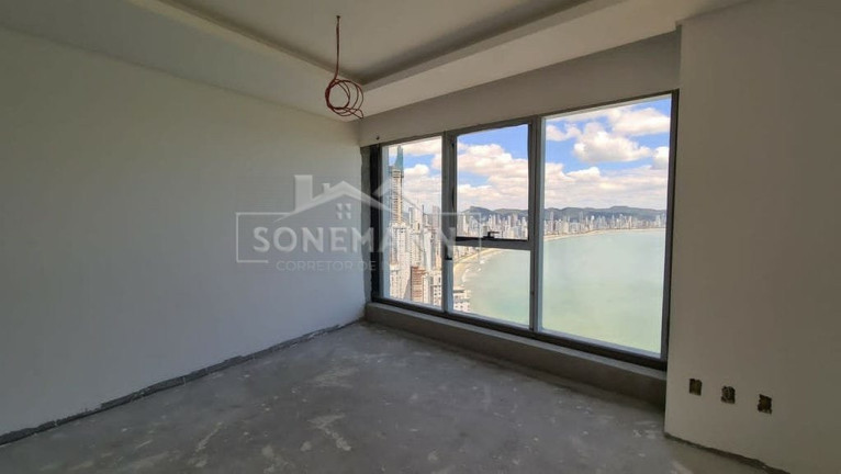 Imagem Apartamento com 4 Quartos à Venda, 257 m² em Centro - Balneário Camboriú