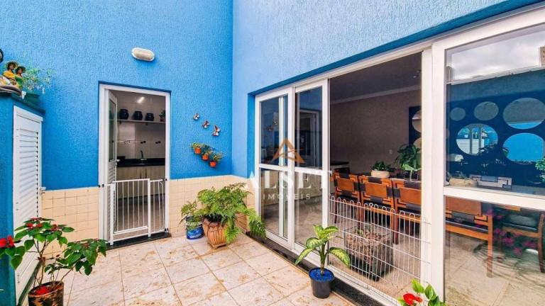 Imagem Sobrado com 5 Quartos à Venda, 242 m² em Tatuapé - São Paulo Imagem Sobrado com 5 Quartos à Venda, 242 m² em Tatuapé - São Paulo