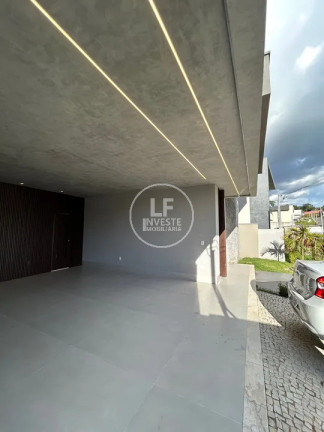 Imagem Casa de Condomínio com 4 Quartos à Venda, 361 m² em Jardins Barcelona - Senador Canedo