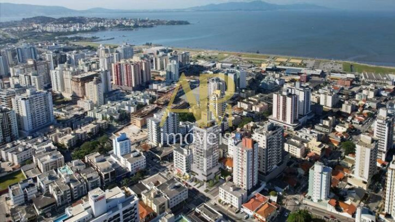 Imagem Apartamento com 1 Quarto à Venda, 53 m² em Kobrasol - São José