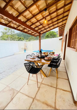 Casa com 3 Quartos à Venda,  em Recife