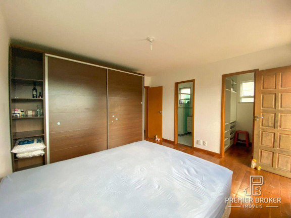 Imagem Casa com 4 Quartos à Venda, 160 m² em Iucas - Teresópolis