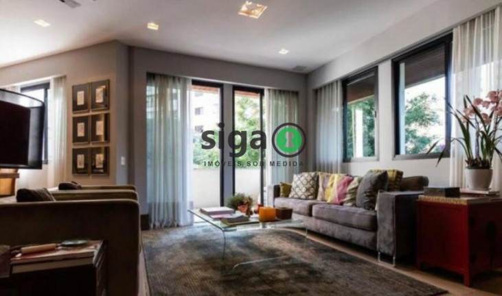 Apartamento com 3 Quartos à Venda ou Locação, 220 m² em Campo Belo - São Paulo
