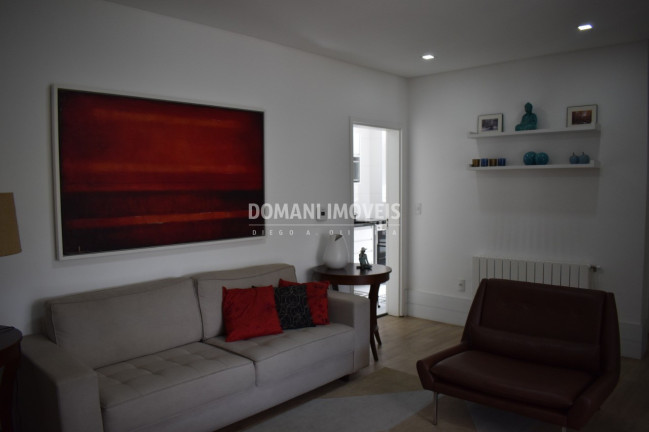 Imagem Imóvel com 3 Quartos à Venda, 101 m² em Região De Capivari - Campos Do Jordão