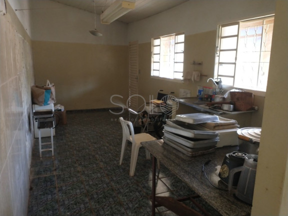 Casa com 3 Quartos à Venda, 421 m² em Vila Sedenho - Araraquara