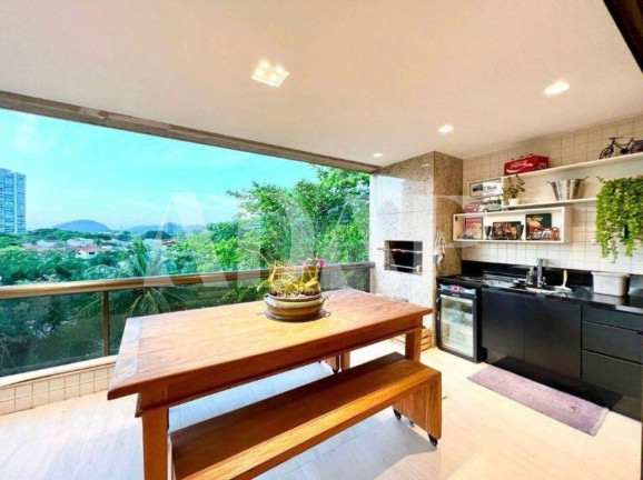 Imagem Imóvel com 4 Quartos à Venda, 218 m² em Barra Da Tijuca - Rio De Janeiro Imagem Imóvel com 4 Quartos à Venda, 218 m² em Barra Da Tijuca - Rio De Janeiro