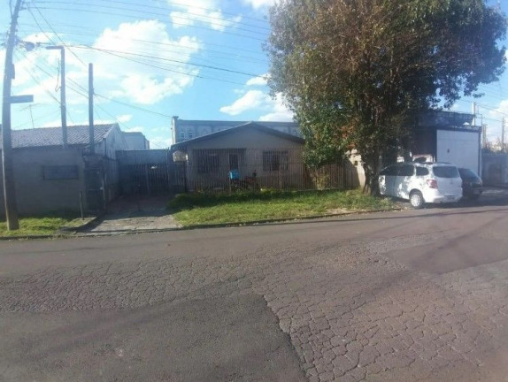 Imagem Casa com 3 Quartos à Venda, 180 m² em Parolin - Curitiba Imagem Casa com 3 Quartos à Venda, 180 m² em Parolin - Curitiba
