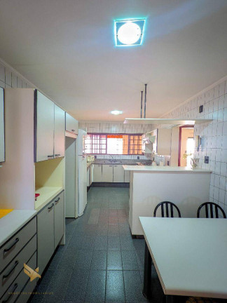 Imagem Sobrado com 4 Quartos à Venda, 257 m² em Vila Giocondo Orsi - Campo Grande Imagem Sobrado com 4 Quartos à Venda, 257 m² em Vila Giocondo Orsi - Campo Grande