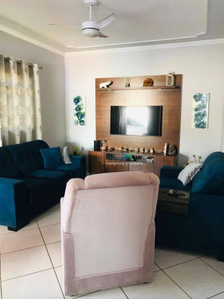 Imagem Casa com 3 Quartos à Venda, 127 m² em Monte Castelo - Campo Grande