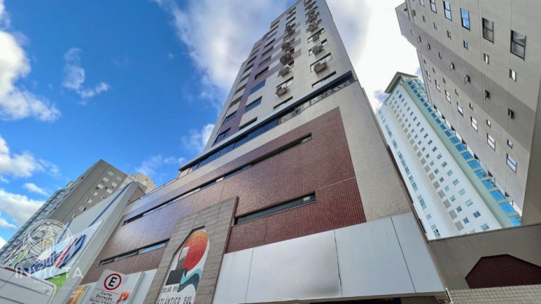 Imagem Apartamento com 3 Quartos à Venda, 100 m² em Centro - Balneário Camboriú Imagem Apartamento com 3 Quartos à Venda, 100 m² em Centro - Balneário Camboriú