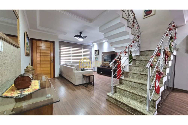 Casa com 3 Quartos à Venda, 172 m² em Anchieta - São Bernardo Do Campo