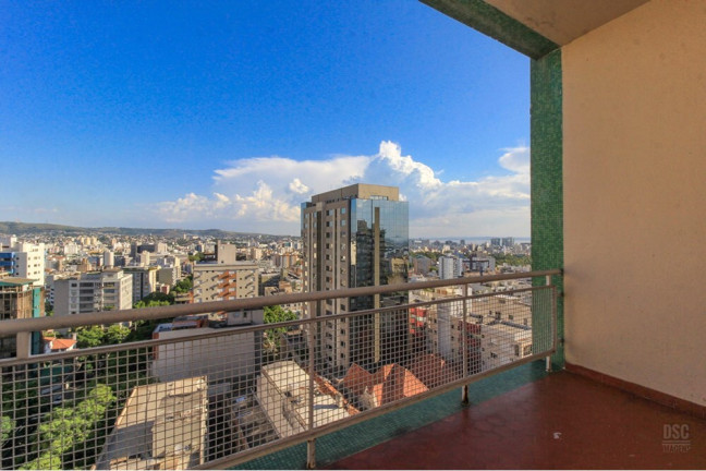 Imagem Apartamento com 4 Quartos à Venda, 221 m² em Independência - Porto Alegre Imagem Apartamento com 4 Quartos à Venda, 221 m² em Independência - Porto Alegre