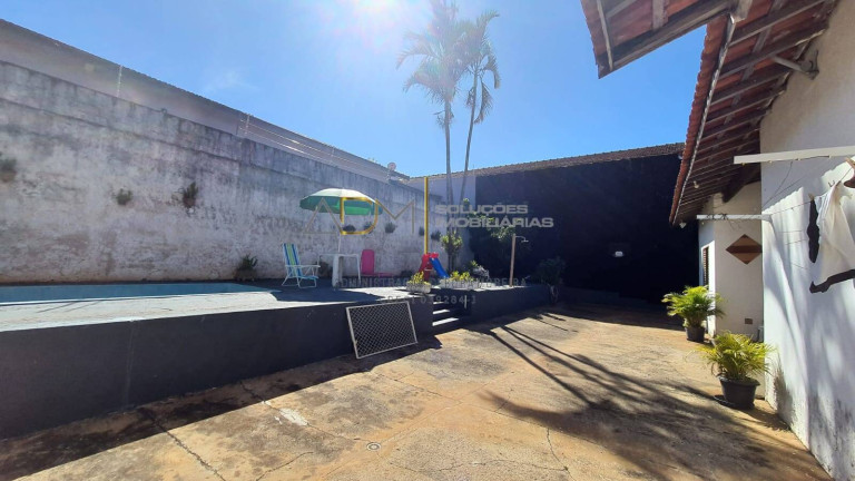 Imagem Casa com 3 Quartos à Venda, 358 m² em Jardim Paraíso - Botucatu