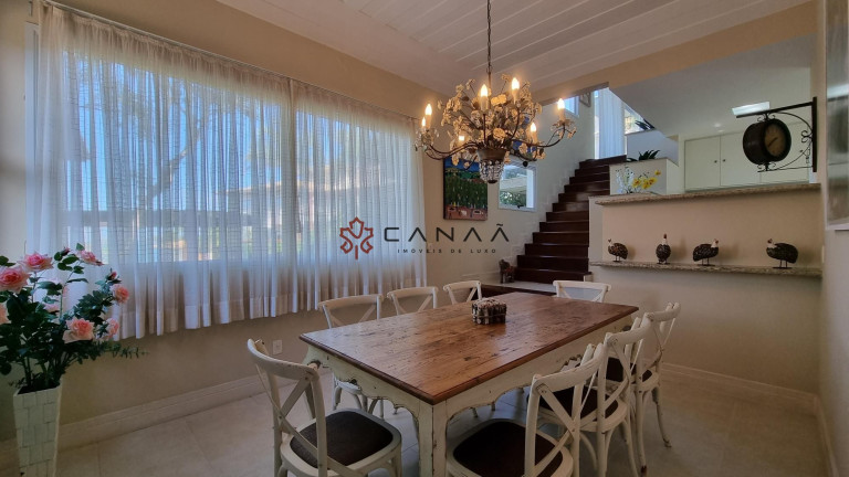 Imagem Casa de Condomínio com 4 Quartos à Venda, 250 m² em Ferradurinha - Armação Dos Búzios Imagem Casa de Condomínio com 4 Quartos à Venda, 250 m² em Ferradurinha - Armação Dos Búzios