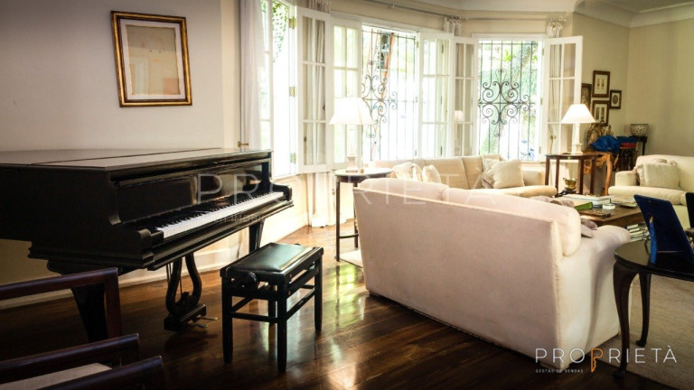 Imagem Casa com 7 Quartos à Venda, 700 m² em Leblon - Rio De Janeiro Imagem Casa com 7 Quartos à Venda, 700 m² em Leblon - Rio De Janeiro