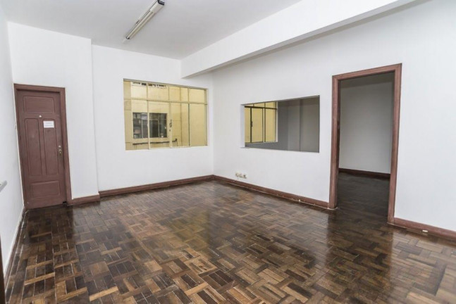 Sala Comercial à Venda, 41 m² em Centro - Curitiba