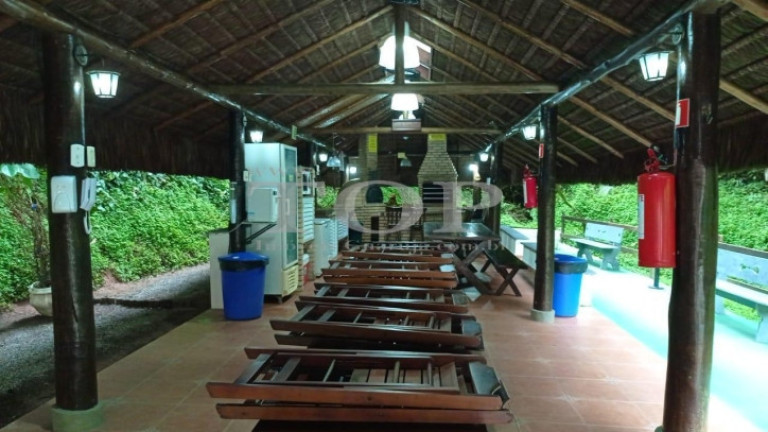 Imagem Cobertura com 3 Quartos à Venda, 235 m² em Pitangueiras - Guarujá