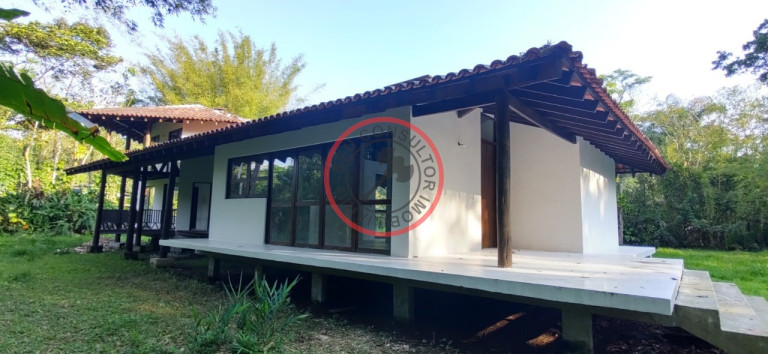 Casa com 2 Quartos à Venda, 240 m² em Camburi - São Sebastião