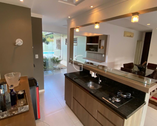 Imagem Casa com 3 Quartos à Venda, 124 m² em Costa E Silva - Joinville Imagem Casa com 3 Quartos à Venda, 124 m² em Costa E Silva - Joinville