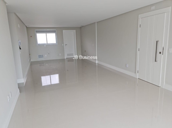 Imagem Imóvel com 3 Quartos à Venda, 138 m² em Centro - Balneário Camboriú