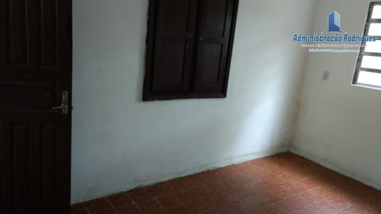 Imagem Casa com 1 Quarto à Venda, em Baldeador - Niterói Imagem Casa com 1 Quarto à Venda, em Baldeador - Niterói