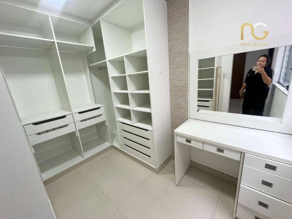 Imagem Apartamento com 4 Quartos à Venda, 210 m² em Canto Do Forte - Praia Grande Imagem Apartamento com 4 Quartos à Venda, 210 m² em Canto Do Forte - Praia Grande