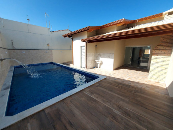 Casa com 3 Quartos à Venda, 245 m² em Tupy - Itanhaém