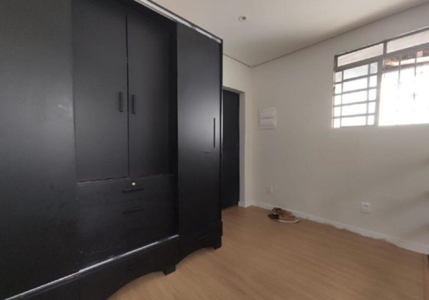Imagem Casa com 4 Quartos à Venda, 221 m² em Encruzilhada - Santos Imagem Casa com 4 Quartos à Venda, 221 m² em Encruzilhada - Santos