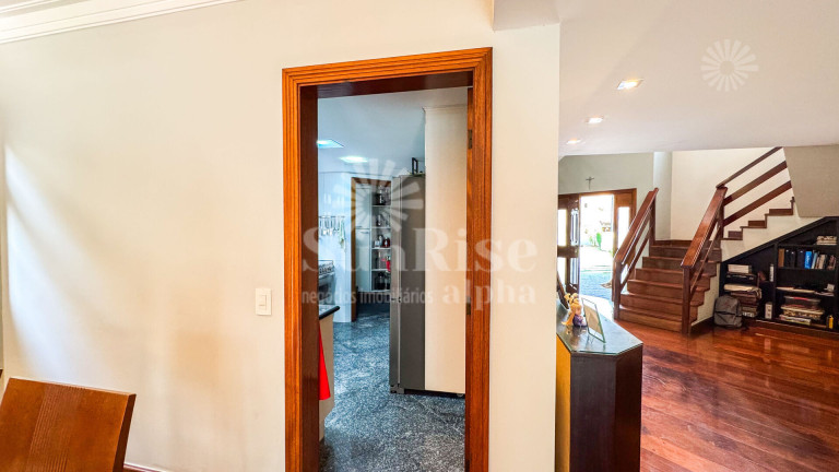 Imagem Casa com 4 Quartos à Venda, 290 m² em Alphaville 06 - Santana De Parnaíba Imagem Casa com 4 Quartos à Venda, 290 m² em Alphaville 06 - Santana De Parnaíba