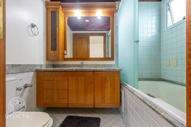 Imagem Apartamento com 3 Quartos à Venda, 185 m² em Centro - Balneário Camboriú Imagem Apartamento com 3 Quartos à Venda, 185 m² em Centro - Balneário Camboriú