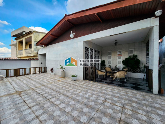 Imagem Casa com 4 Quartos à Venda, 435 m² em São Francisco - Manaus Imagem Casa com 4 Quartos à Venda, 435 m² em São Francisco - Manaus