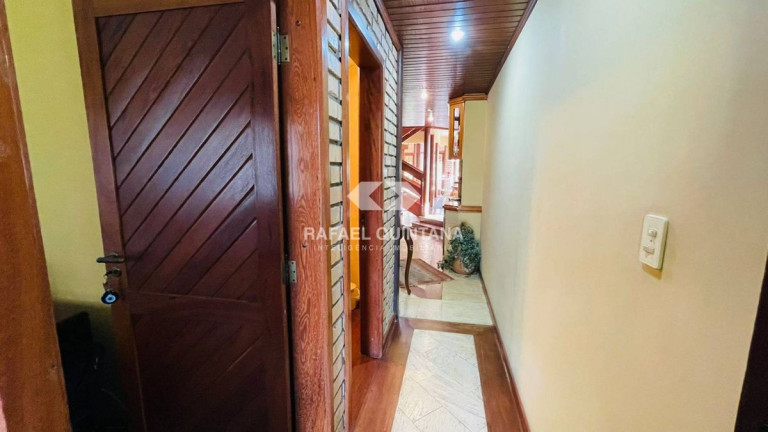 Imagem Casa com 3 Quartos à Venda, 243 m² em Centro - Florianópolis