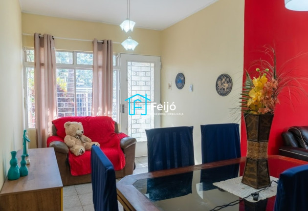Imagem Casa com 3 Quartos à Venda, 197 m² em Teresópolis - Porto Alegre Imagem Casa com 3 Quartos à Venda, 197 m² em Teresópolis - Porto Alegre